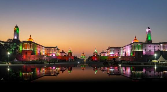 'भारतीय गणतंत्र के 75 वर्ष पूरे; भव्य परेड में सैन्य शक्ति, समृद्ध सांस्कृतिक विरासत का प्रदर्शन किया गया | '